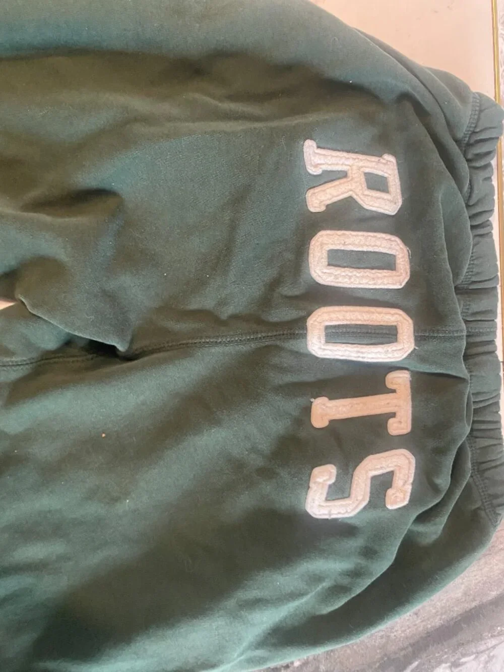 Green Roots Sweatpants - Picture 4 of 7